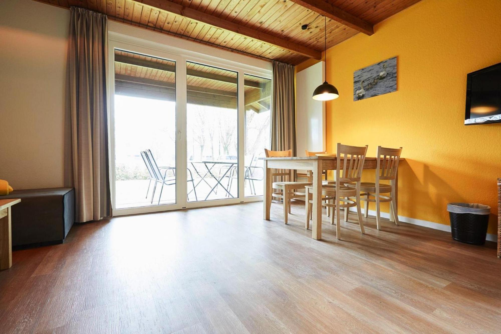 Log Cabin In The Baltic Sea Resort Of Dampland Exterior foto